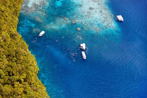 Micronesia - Weno - Low Cost Detectives