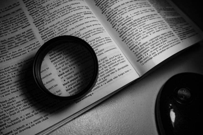 the-honey-trap-meaning-definition-history-and-prevention